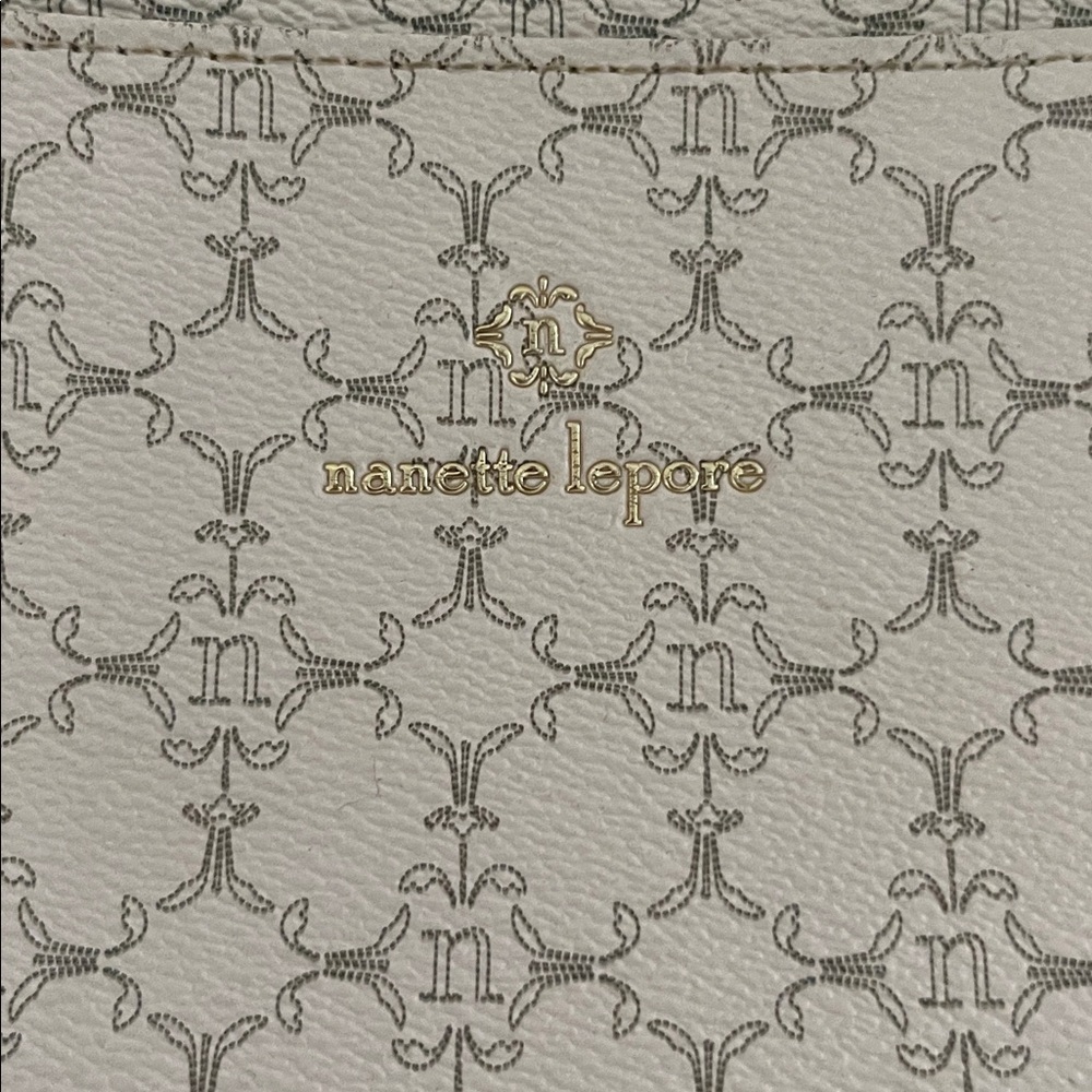 Nanette Lepore Cream and Gray Patterned Crossbody Purse NWOT - Picture 3 of 14